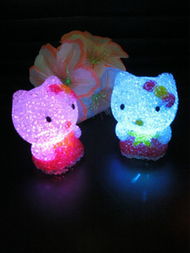 夜光相伴，清凉随行 义乌懒角落商行迷你手持扇与小夜灯产品合集